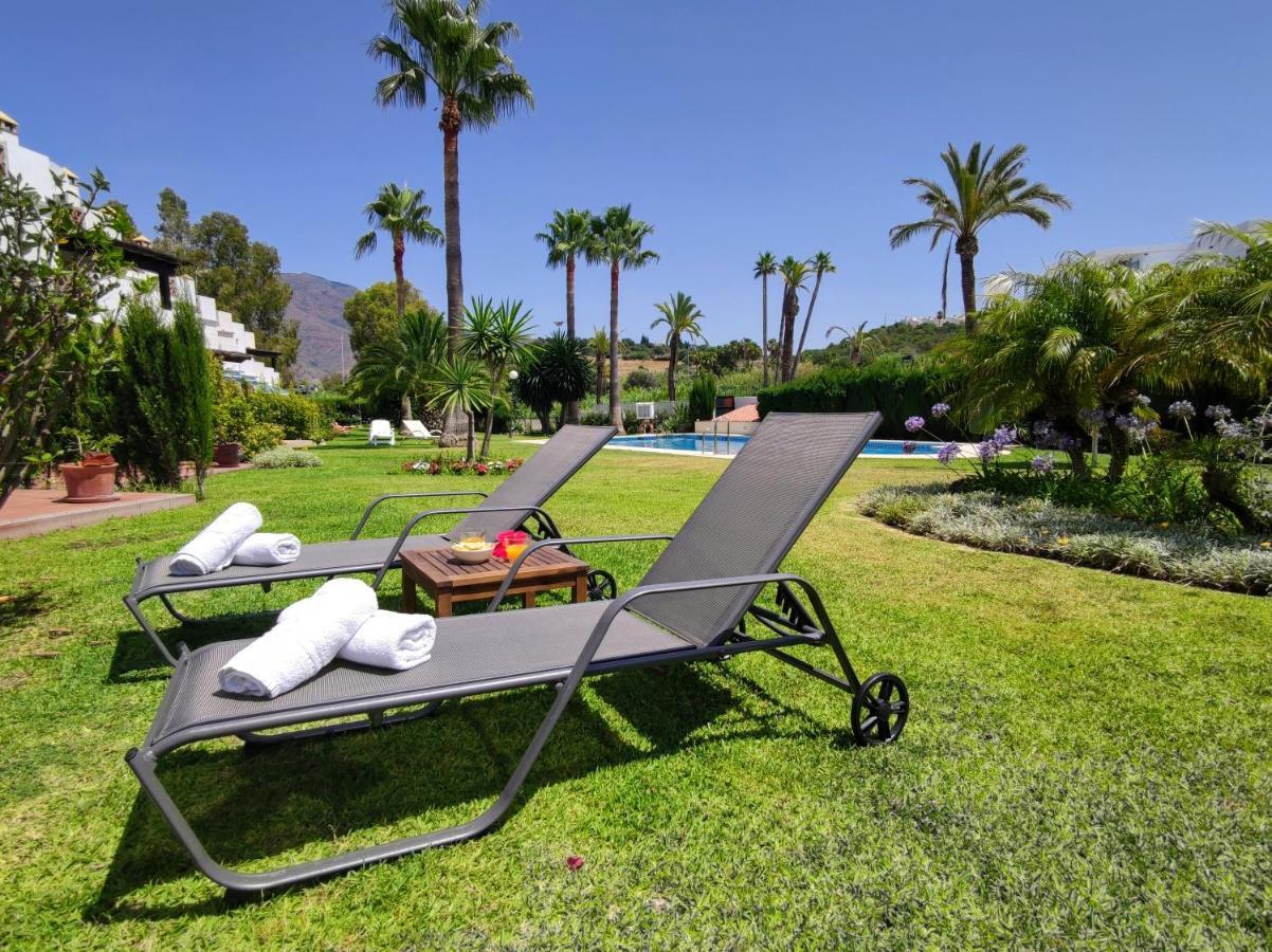 Spacious Beachfront Town House In Estepona With Fully Equipped Kitchen, Pools, Garden, Sea View Dış mekan fotoğraf