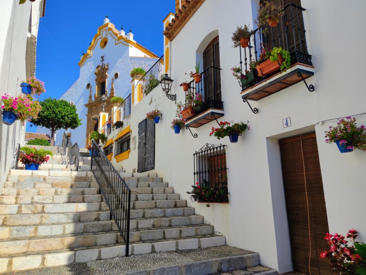 Spacious Beachfront Town House In Estepona With Fully Equipped Kitchen, Pools, Garden, Sea View Dış mekan fotoğraf