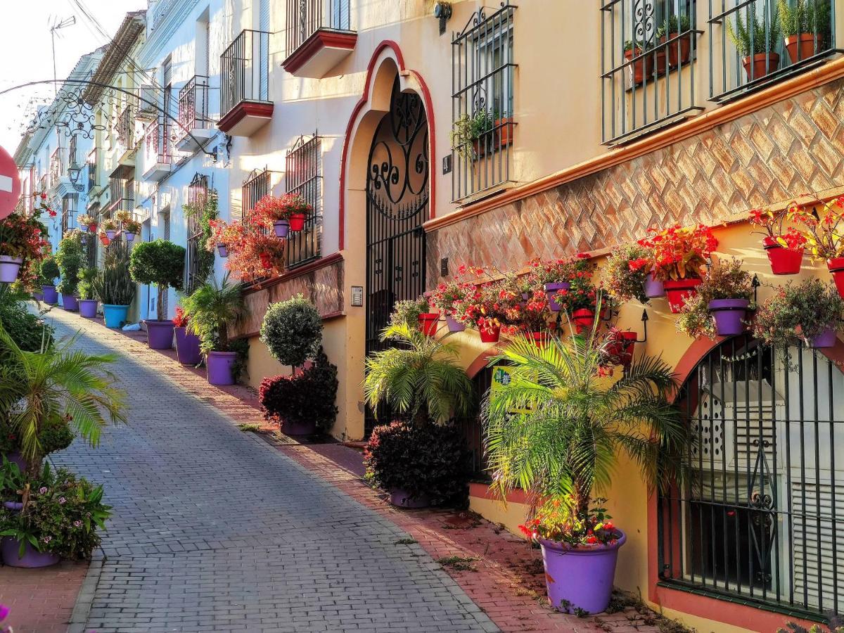 Spacious Beachfront Town House In Estepona With Fully Equipped Kitchen, Pools, Garden, Sea View Dış mekan fotoğraf